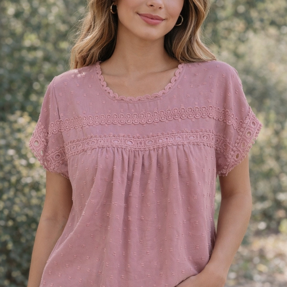 Women’s Lace-Trim Flutter Sleeve Top - Dusty Rose